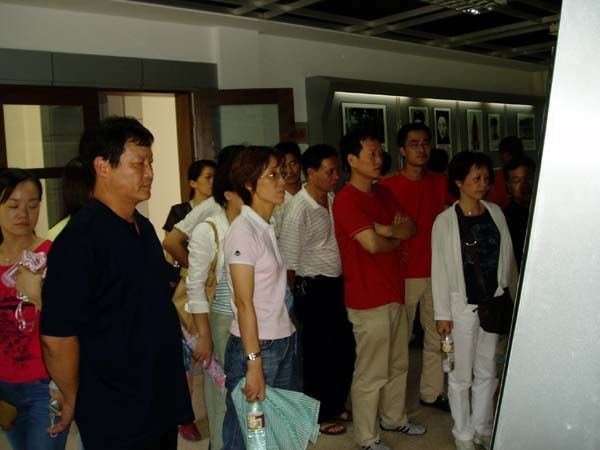 ����´��ڴ򿪴�ͼ