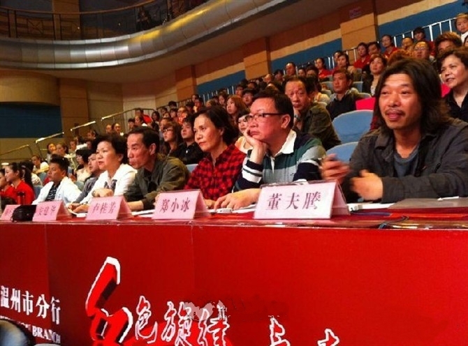 ����´��ڴ򿪴�ͼ